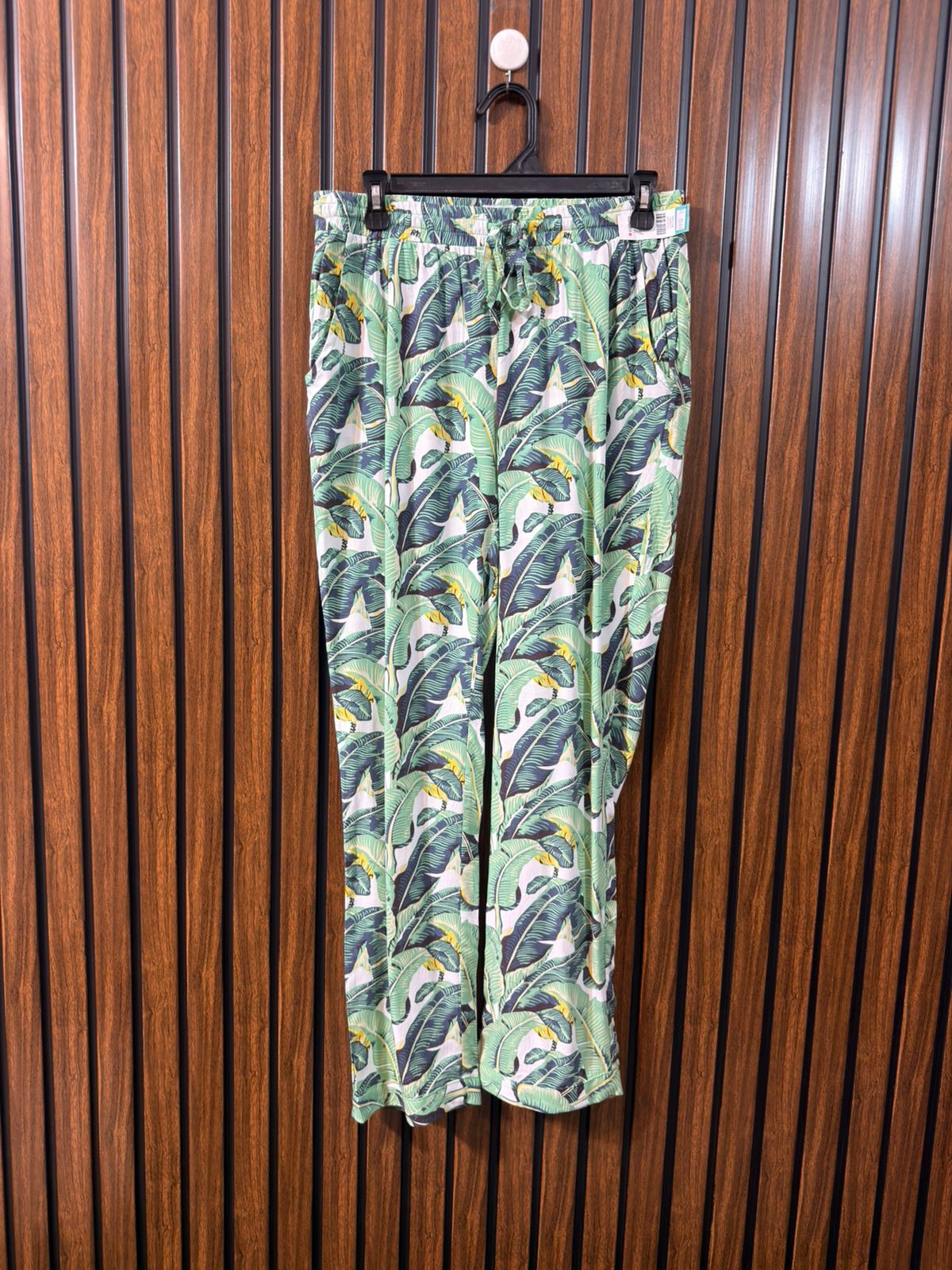 Waist 30  Length 39  Fabric Linen Women’s Branded Trouser