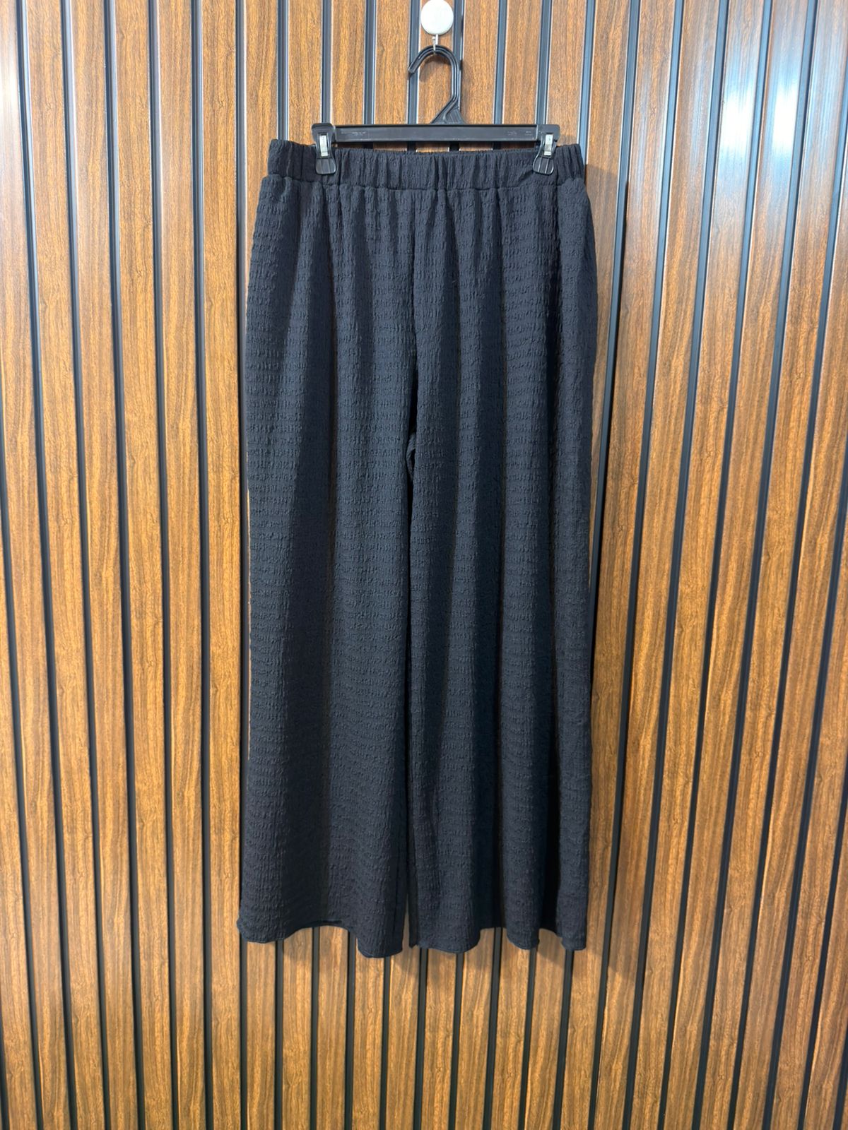 Waist 36  Length 41  Fabric Rayon Women’s New Arrival Trouser