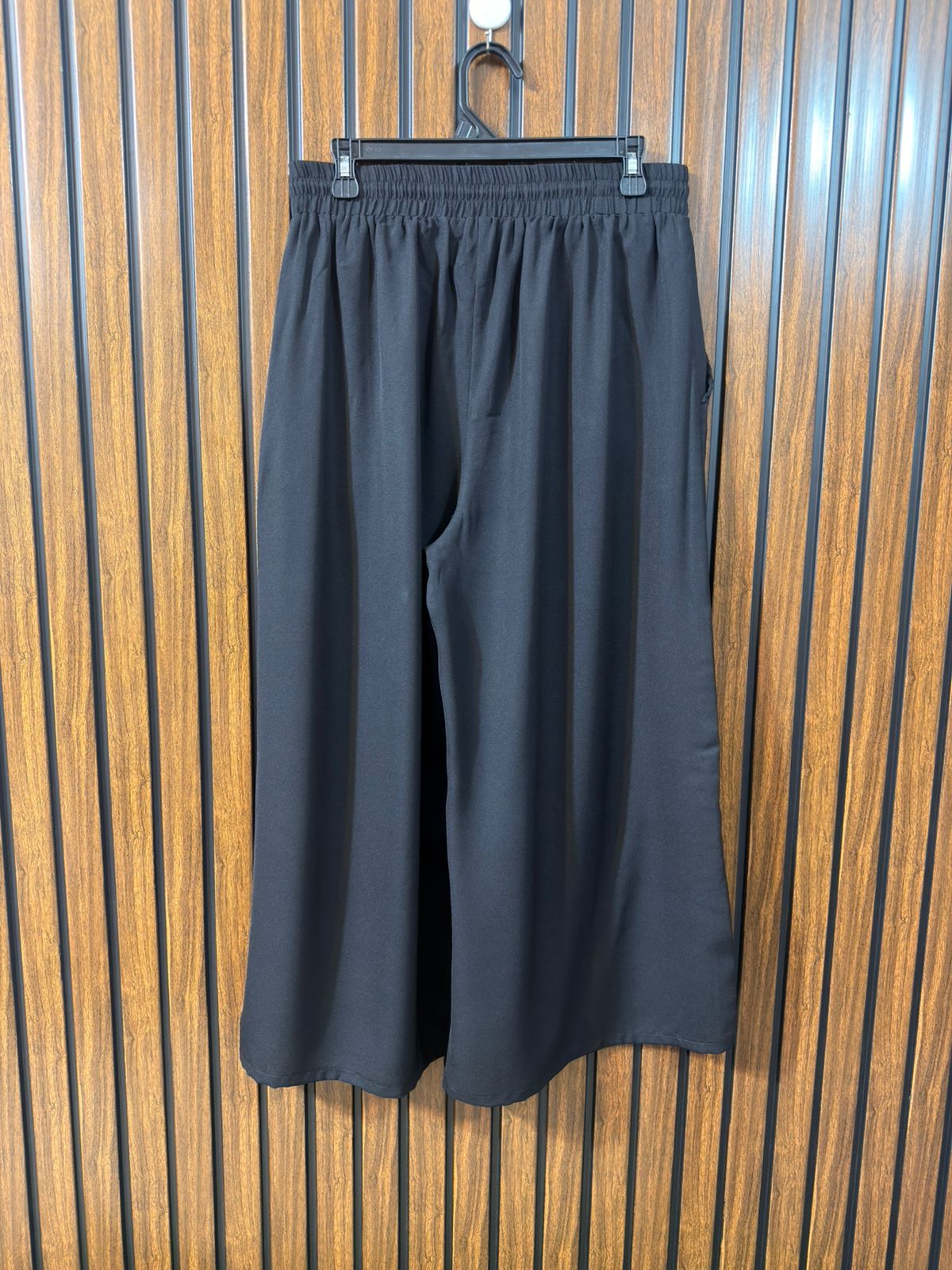 Waist 32  Length 35  Fabric Chiffon Women’s Branded Collection Trouser