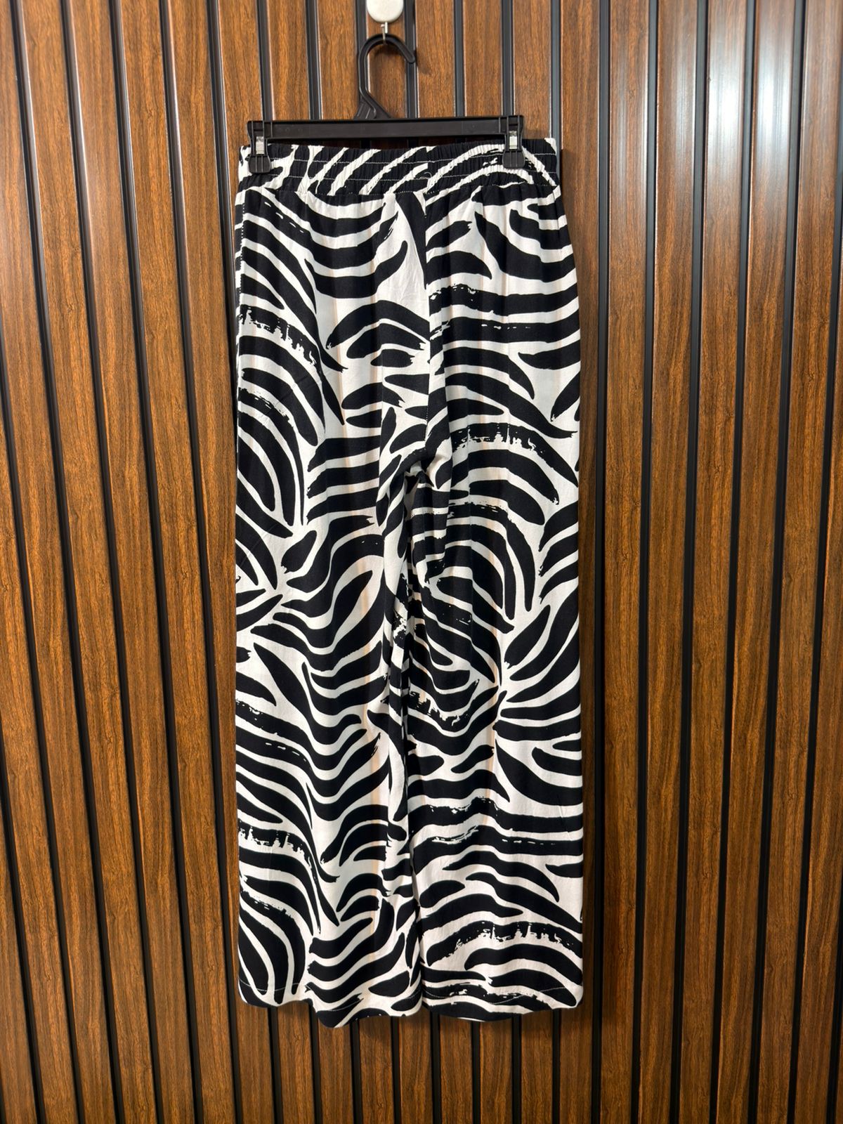 Waist 34  Length 39  Fabric Silk Jersey Branded Western Women’s Trouser