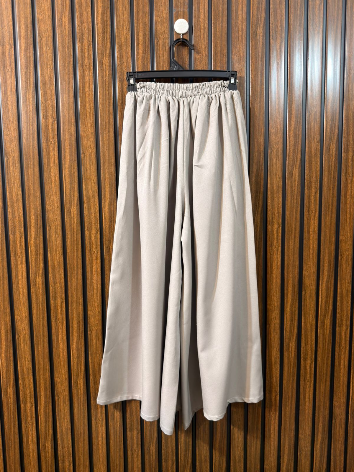 Waist 26  Length 35  Fabric Rayon Branded Western Trouser