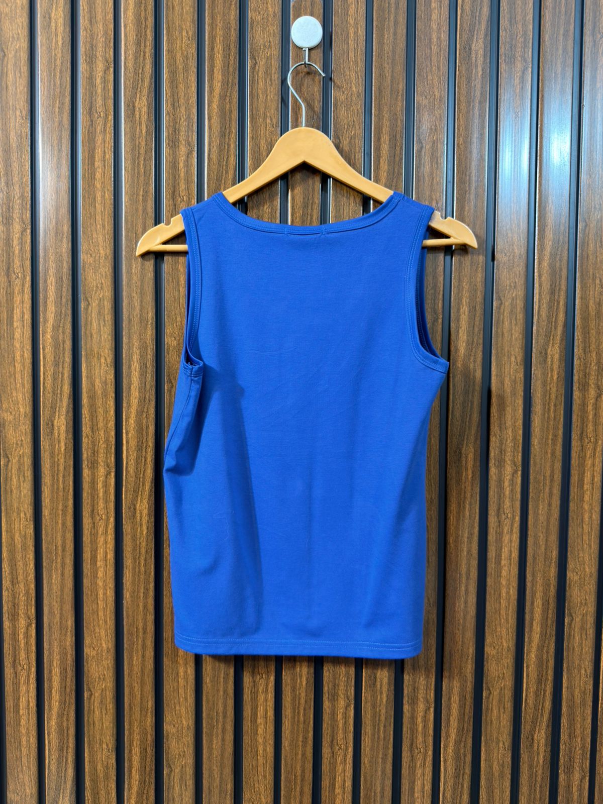 Chest 19   Length 22 Branded Womens Casual T Shirt