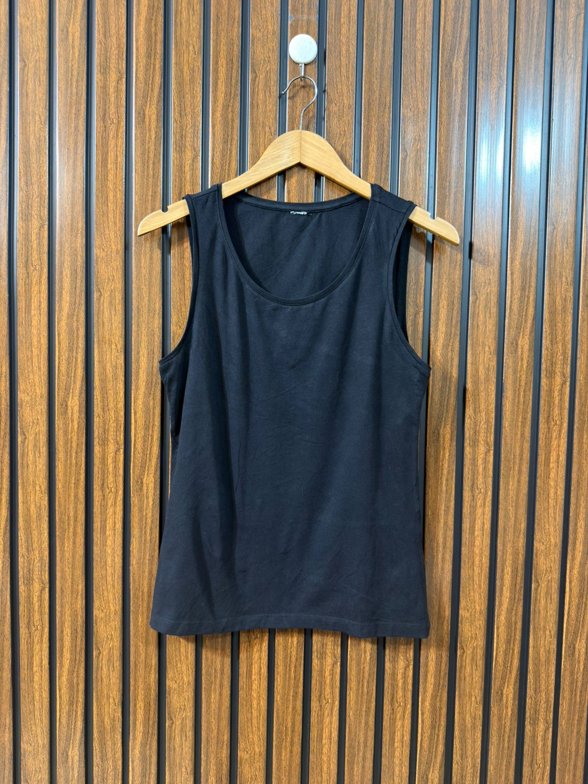 Chest 19   Length 23 Womens Branded Fashion T Shirt