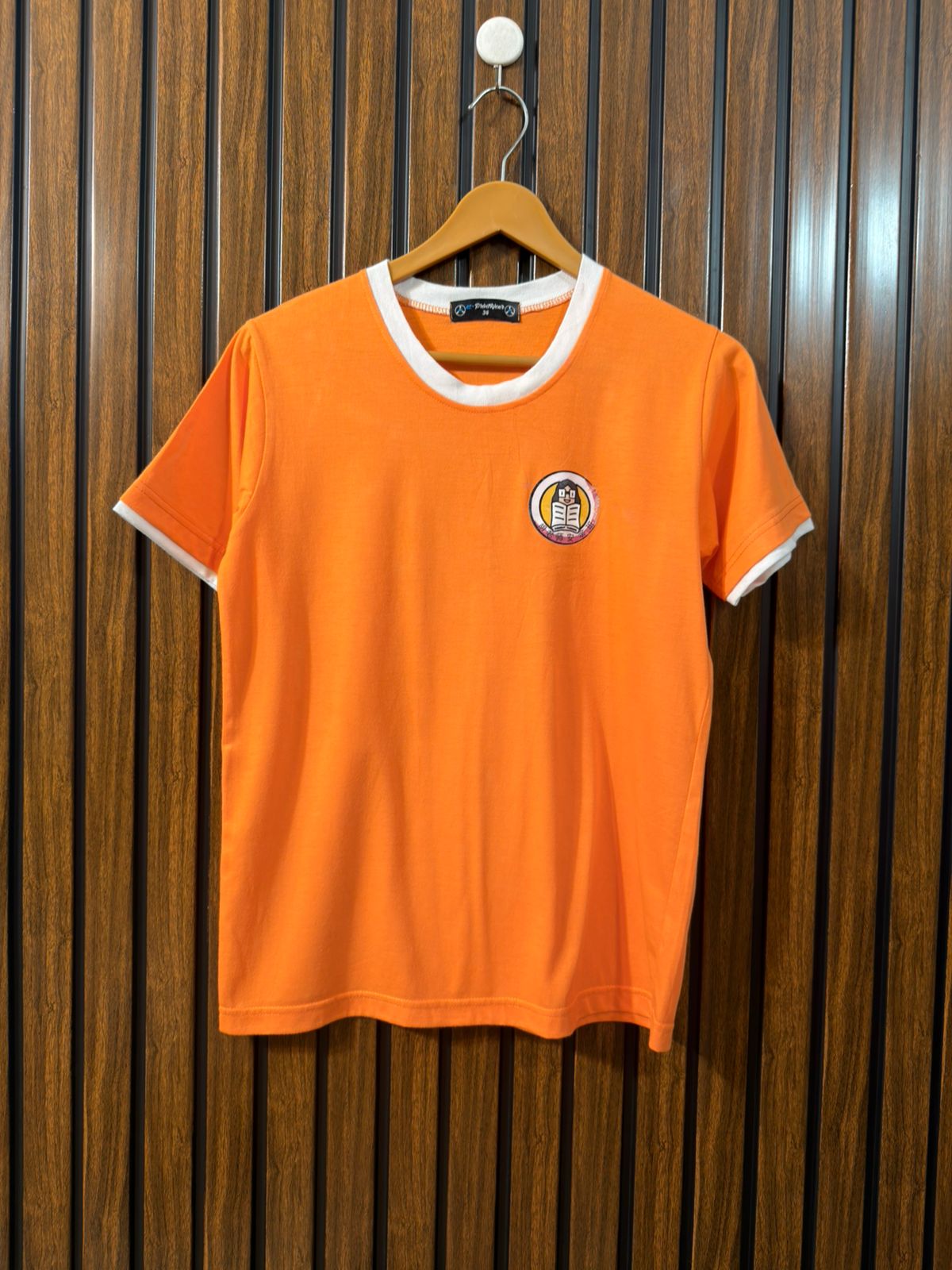 Chest 18   Length 24 Womens Popular T Shirt