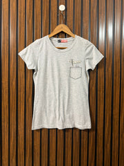 Chest 17   Length 23 Western Ladies Branded T Shirt