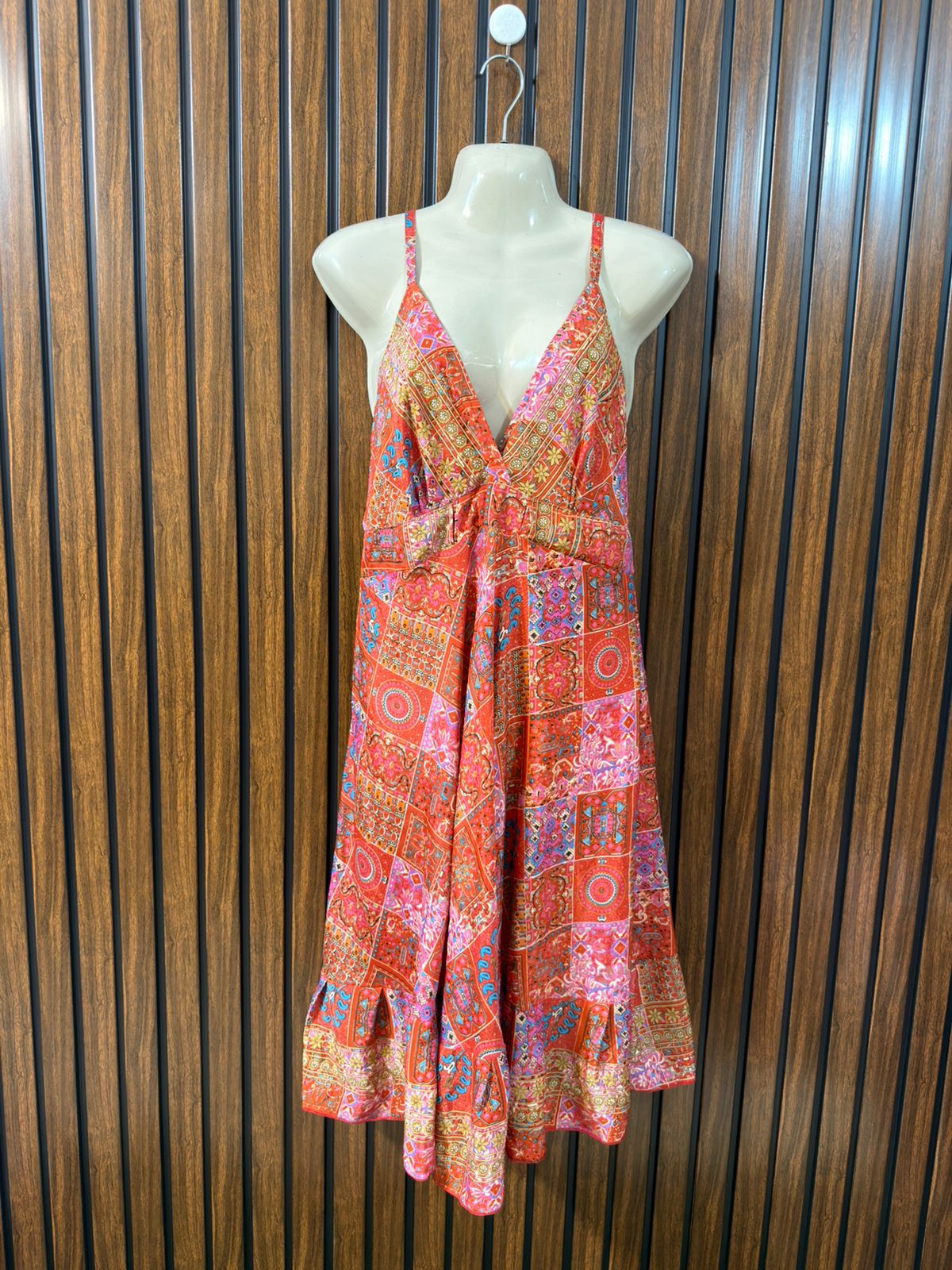 Chest 19  Lenght 40  Fabric Silk Western Women’s Party Mini Dress