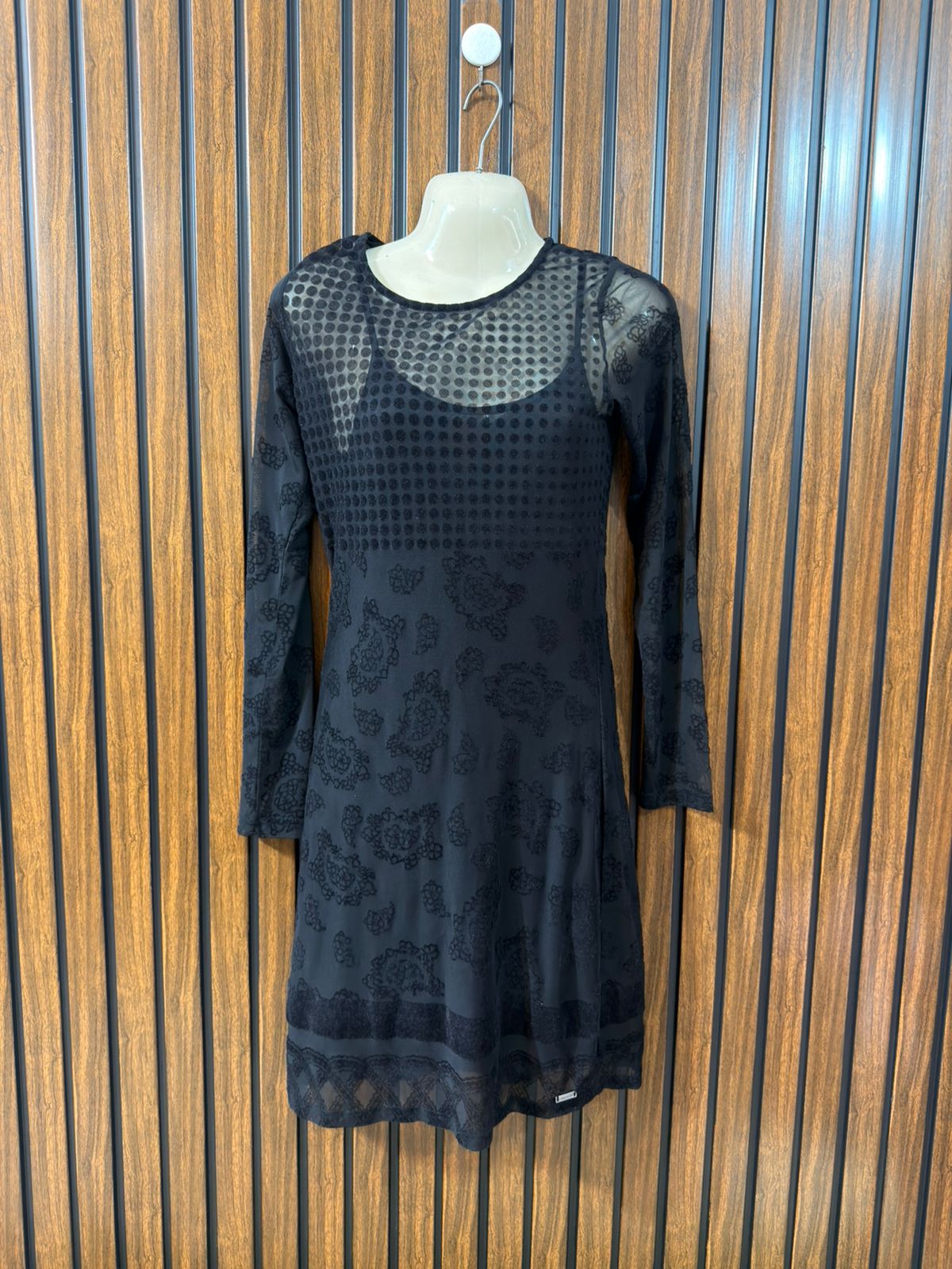 Chest 17  Lenght 32  Fabric net Western Women’s Classic Mini Dress
