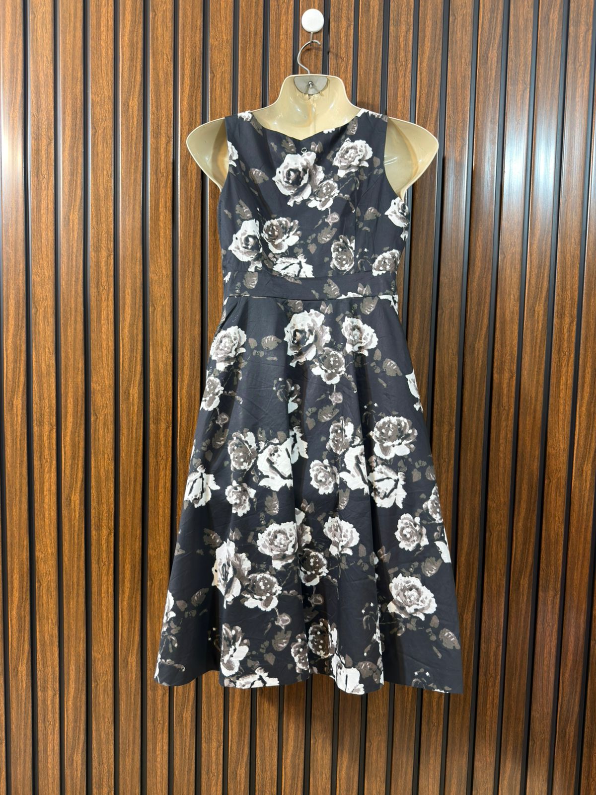 Chest 17  Lenght 36  Fabric Cotton Silk Western Branded Party Mini Dress