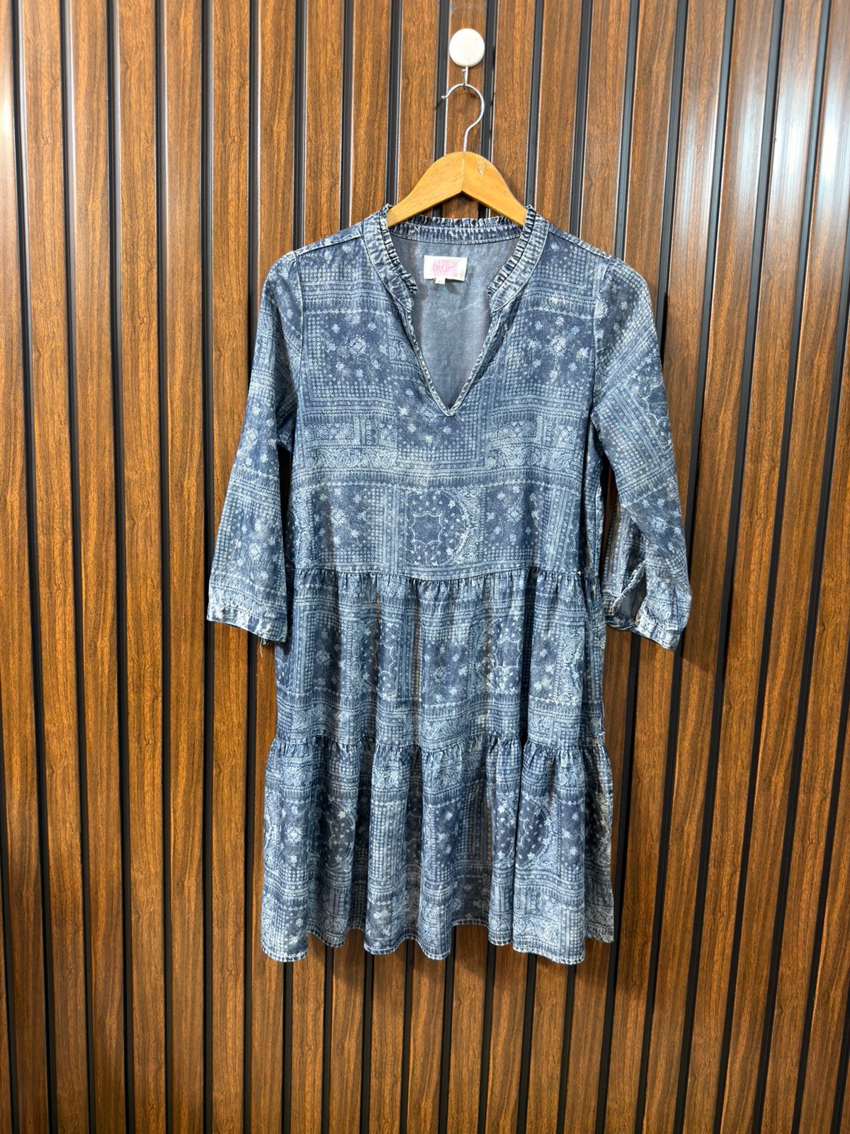 Chest 18  Lenght 33  Fabric Cotton Silk Branded Western Long Top Womens