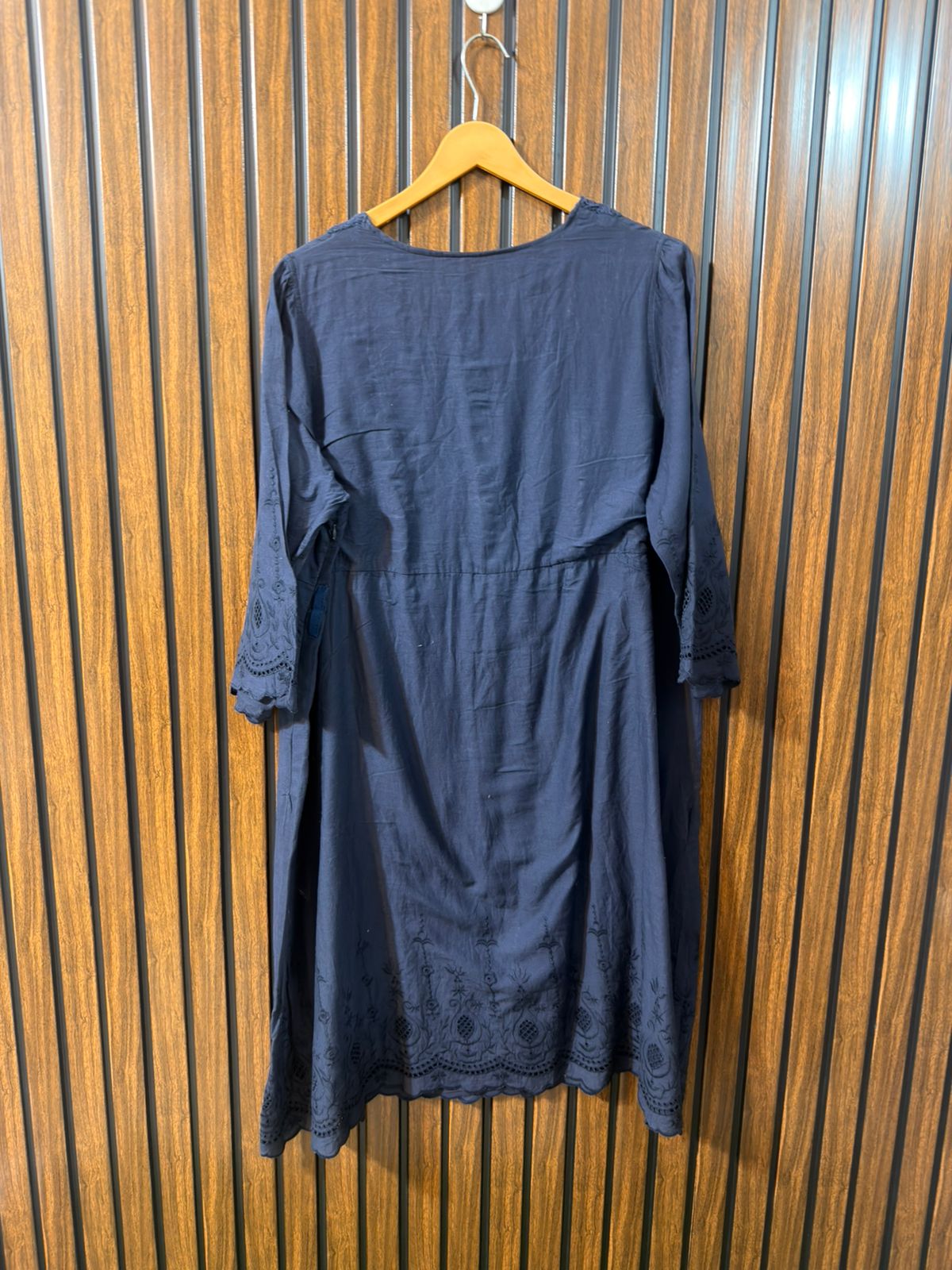 Chest 22  Lenght 40  Fabric cotton Branded Womens Long Top