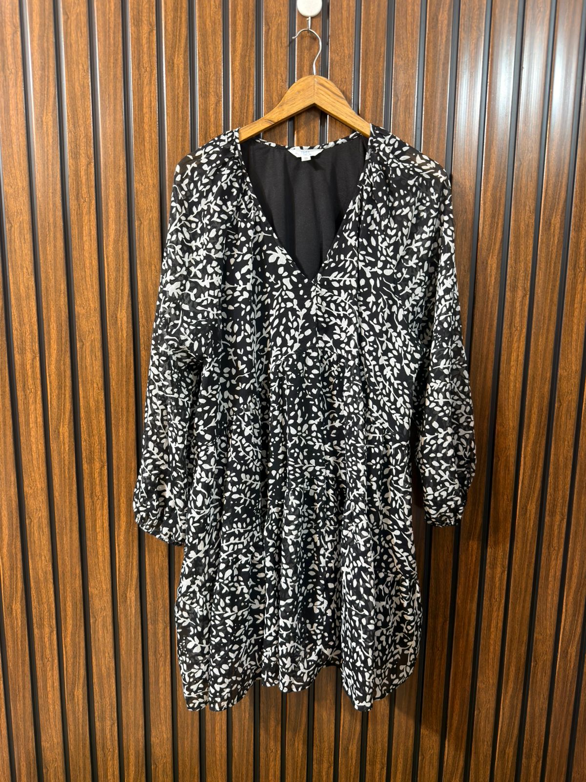 Chest 24  Lenght 36 to 38  Fabric Chiffon Branded Western Long Top Womens