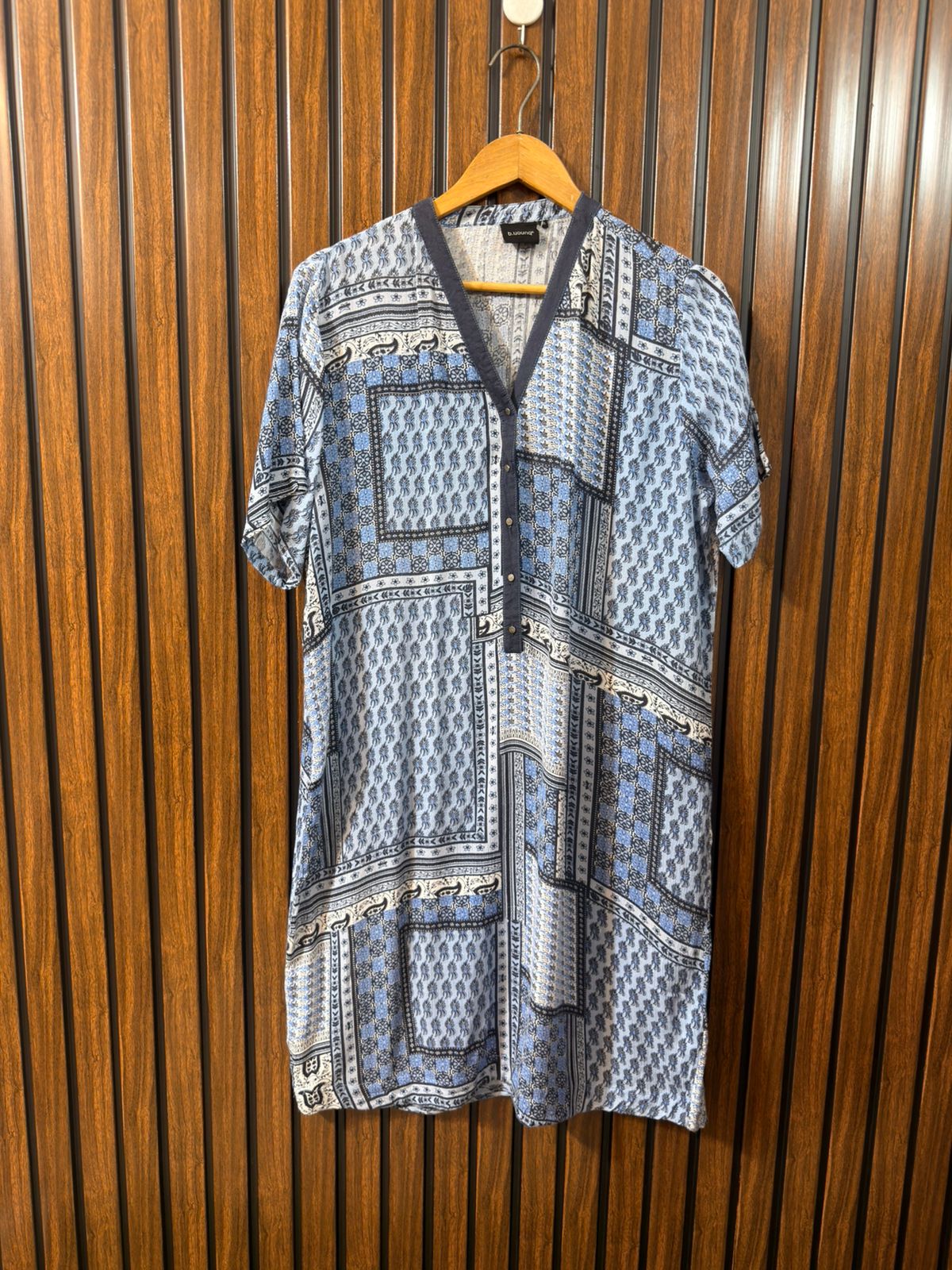 Chest 22  Lenght 38  Fabric cotton Womens Long Top