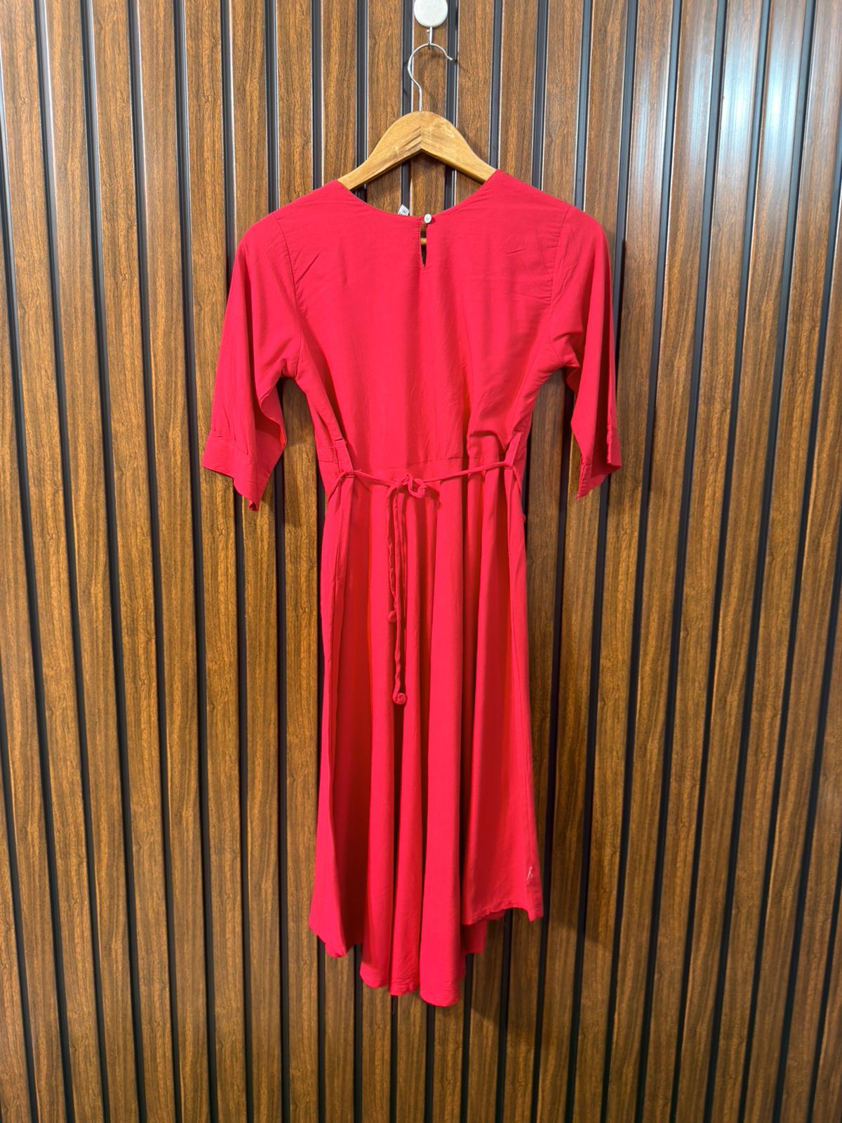 Chest 16  Lenght 40  Fabric Linen Western Branded Womens Long Top Range