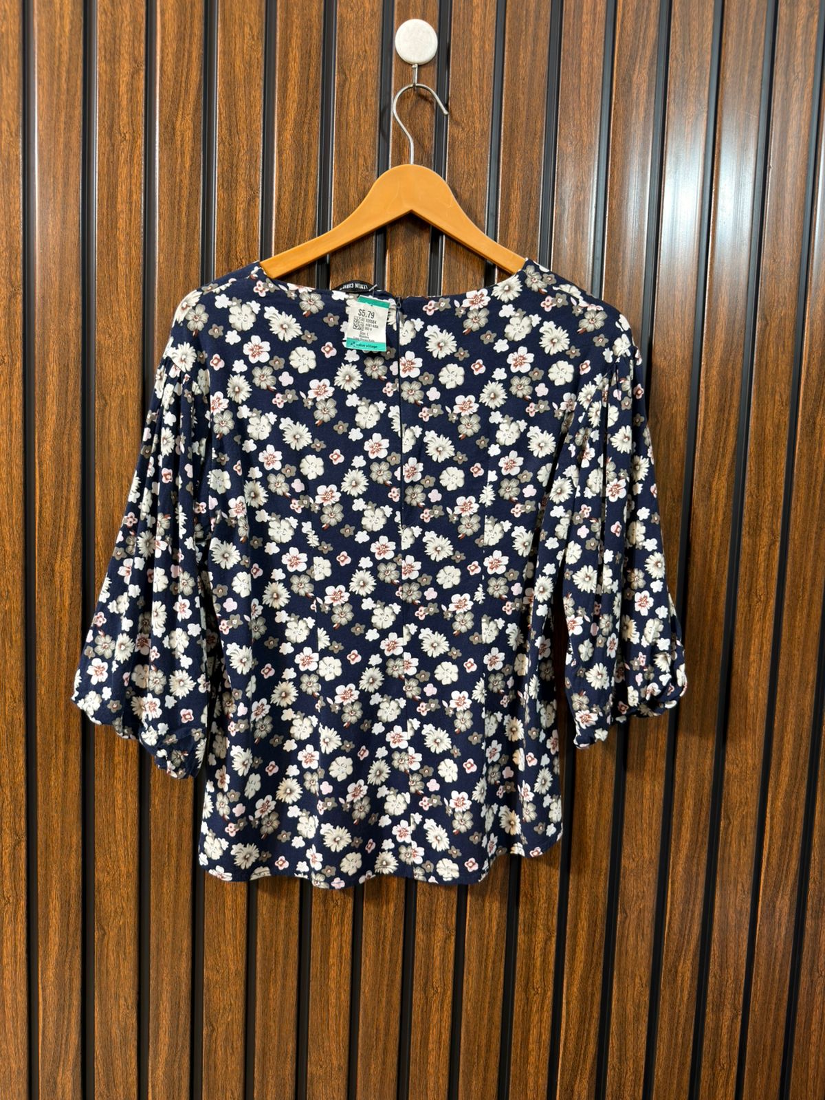 Chest 17  Lenght 23  Fabric Linen Branded Ladies Western Full Sleeve Top