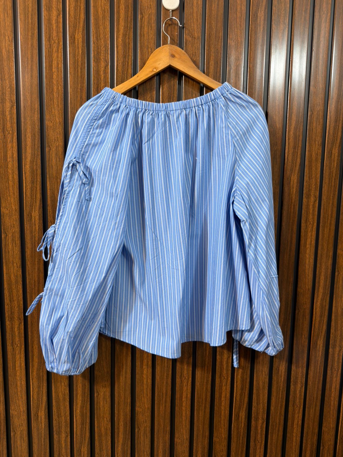 Chest 20  Lenght 25  Fabric Cotton Silk Ladies Branded Full Sleeve Wear