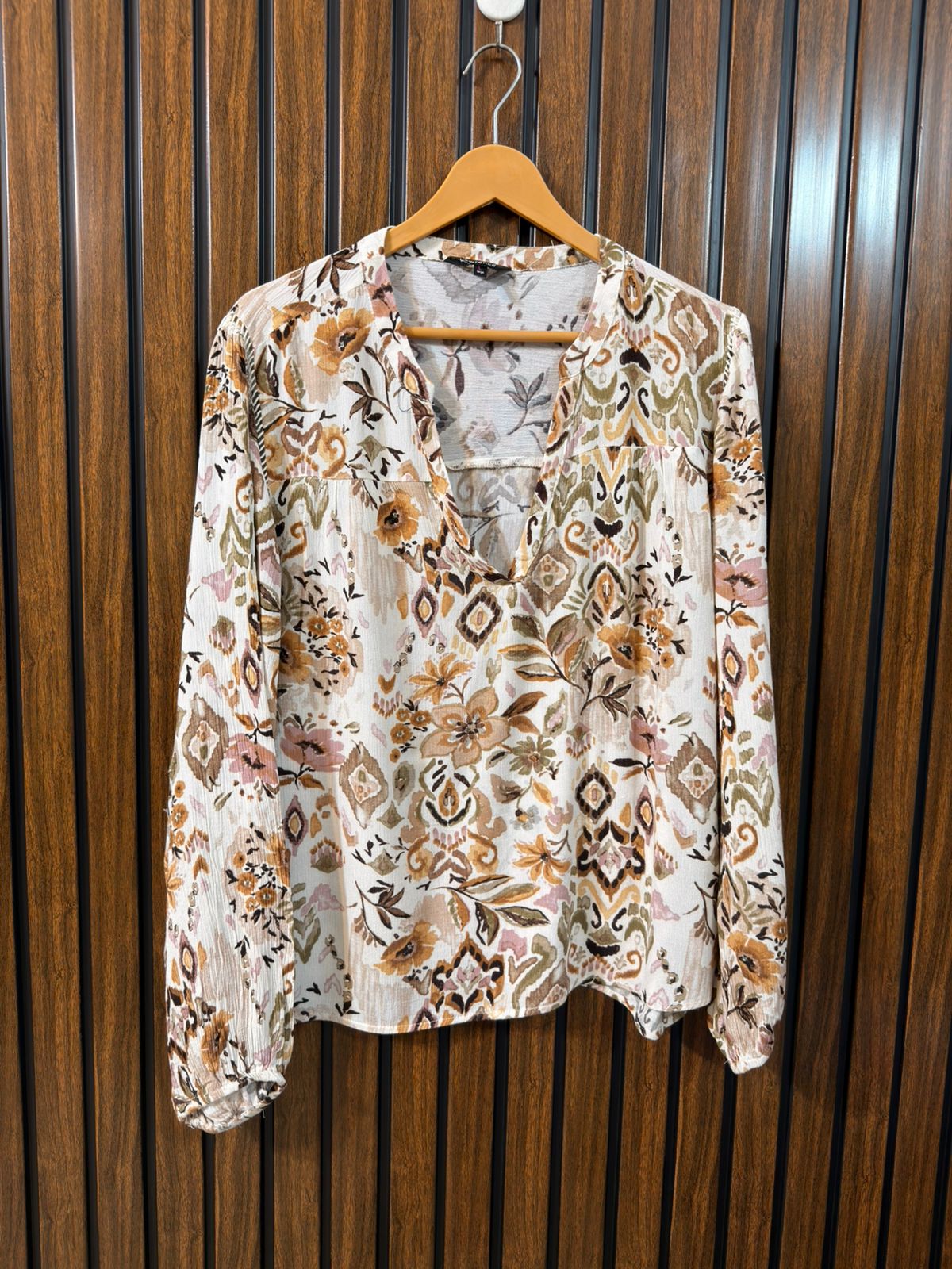 Chest 23  Lenght 26  Fabric Rayon Women’s Full Sleeve Branded Wear