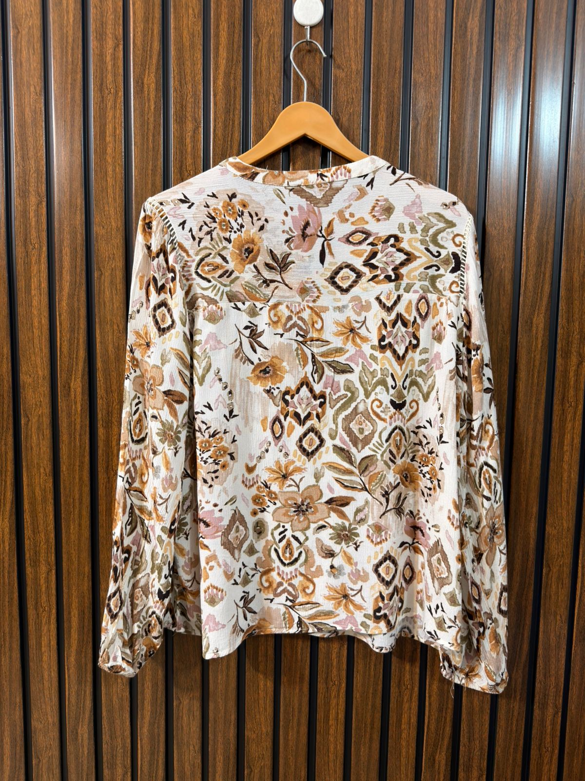 Chest 23  Lenght 26  Fabric Rayon Women’s Full Sleeve Branded Wear