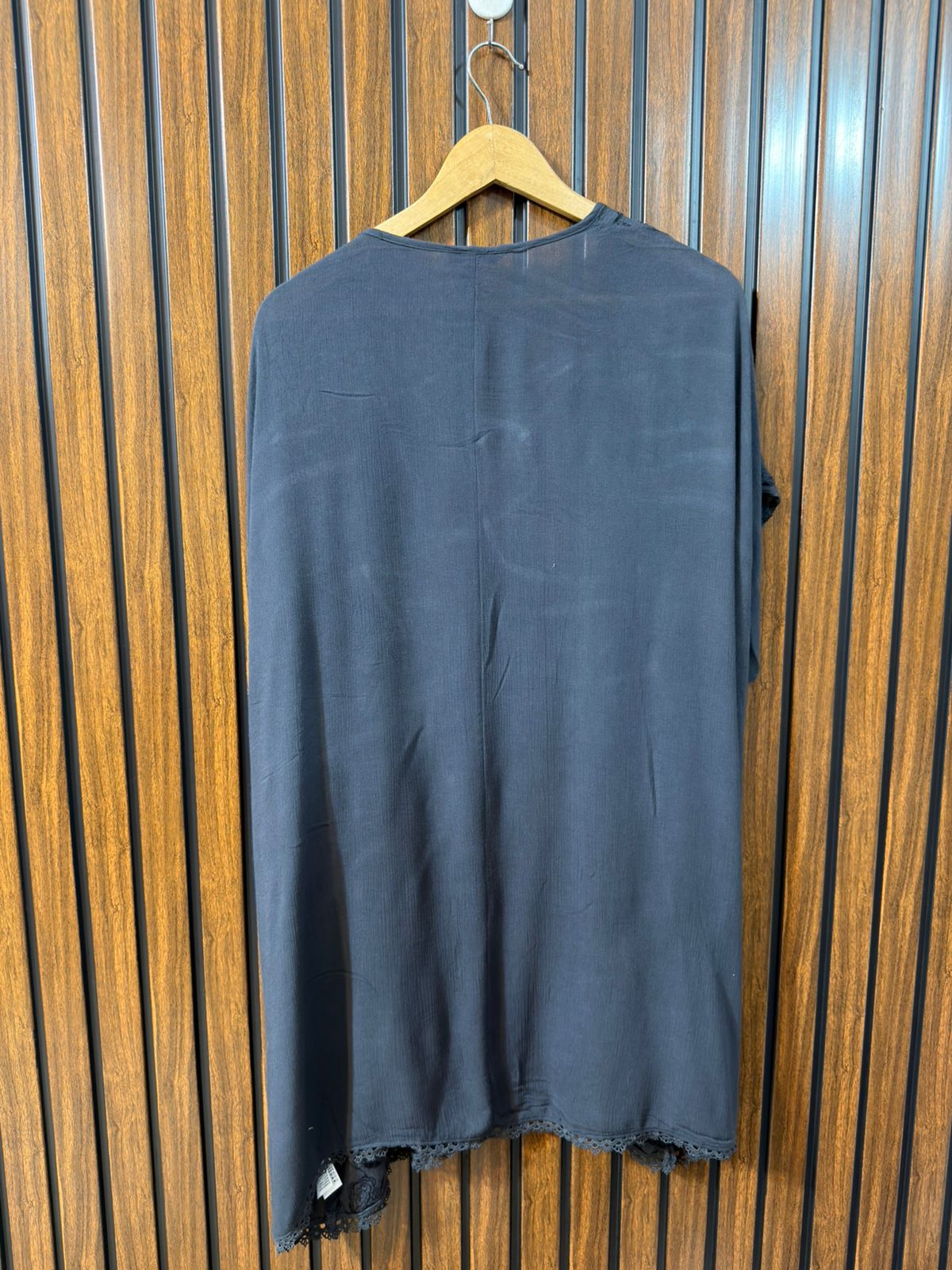 Chest Medium  Lenght 34  Fabric Rayon Women's Stylish Half Sleeve Shrug