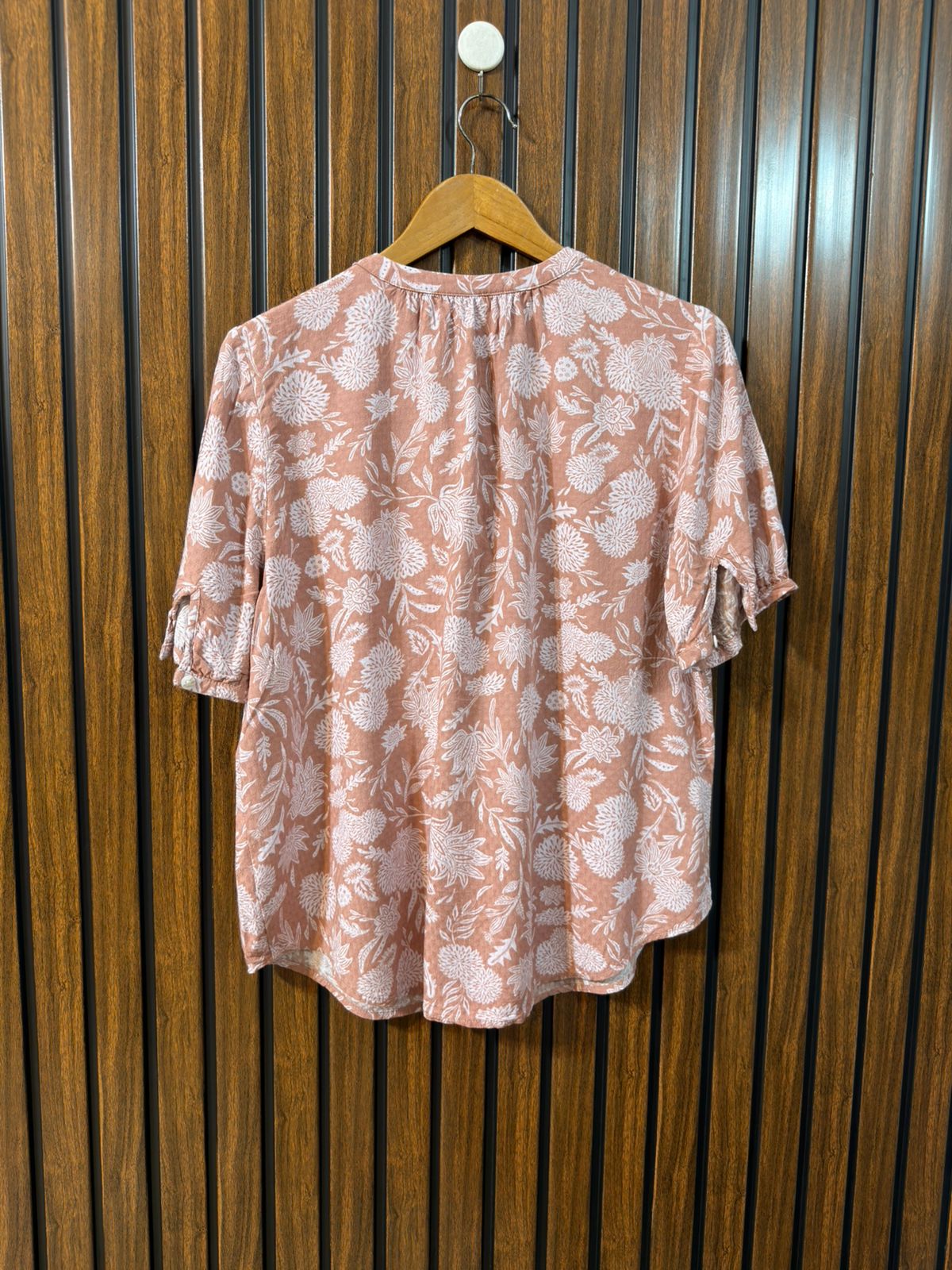 Chest 21  Lenght 26  Fabric Linen Women's Trendy Wear Half Sleeve Top