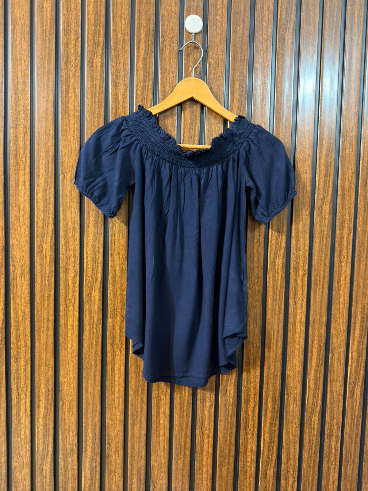 Chest 19  Lenght 23  Fabric Linen Women's Western Wear Half Sleeve Top