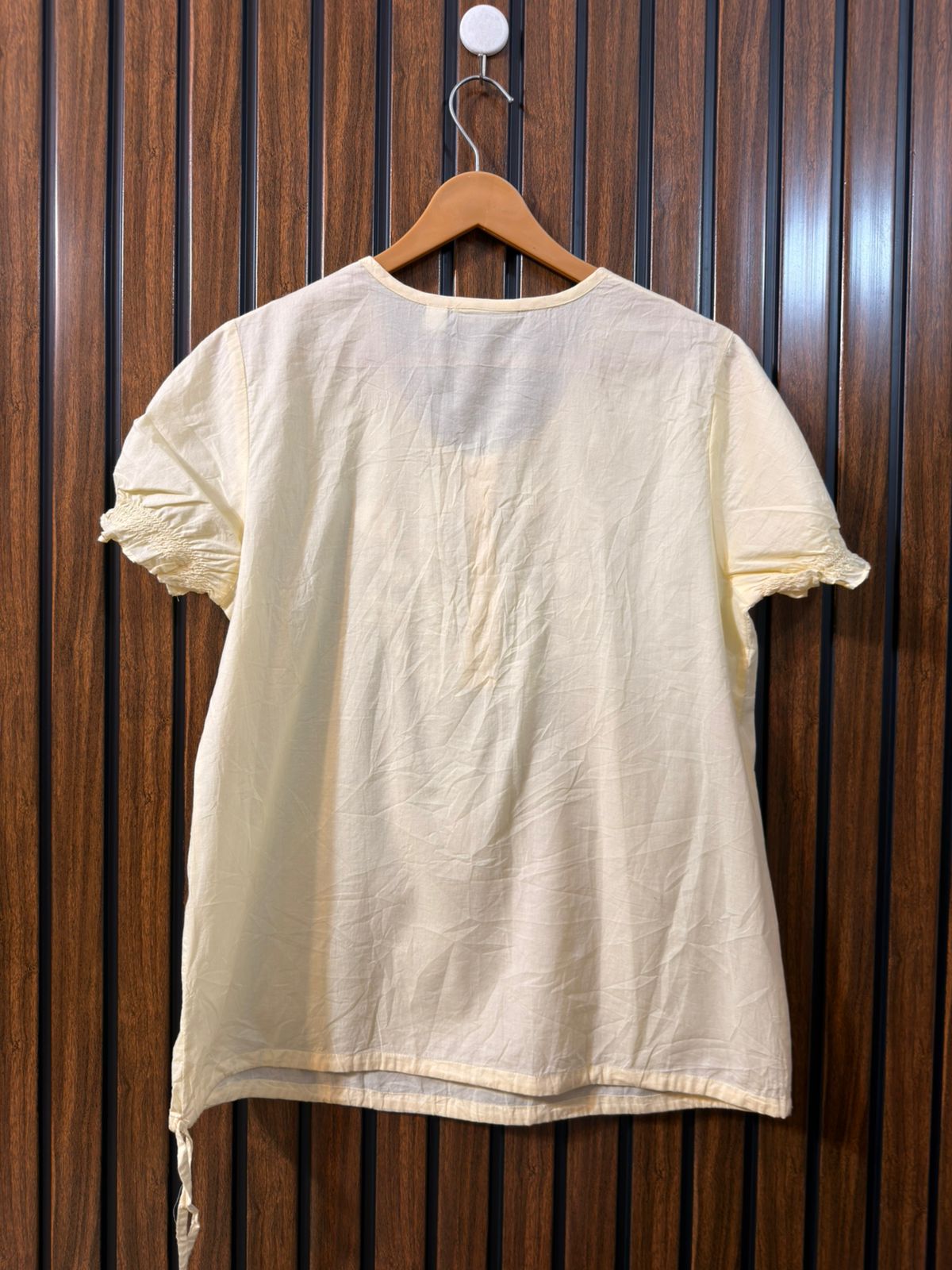 Chest 20  Lenght 26  Fabric Cotton Women's Modern Half Sleeve Top