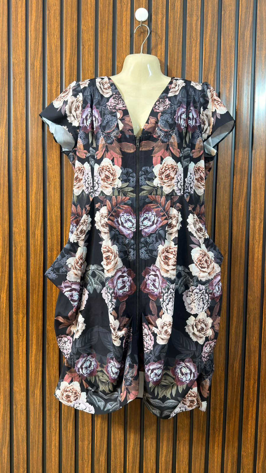 Chest 24  Lenght 40  Fabric Silk Western Women’s Long Maxi