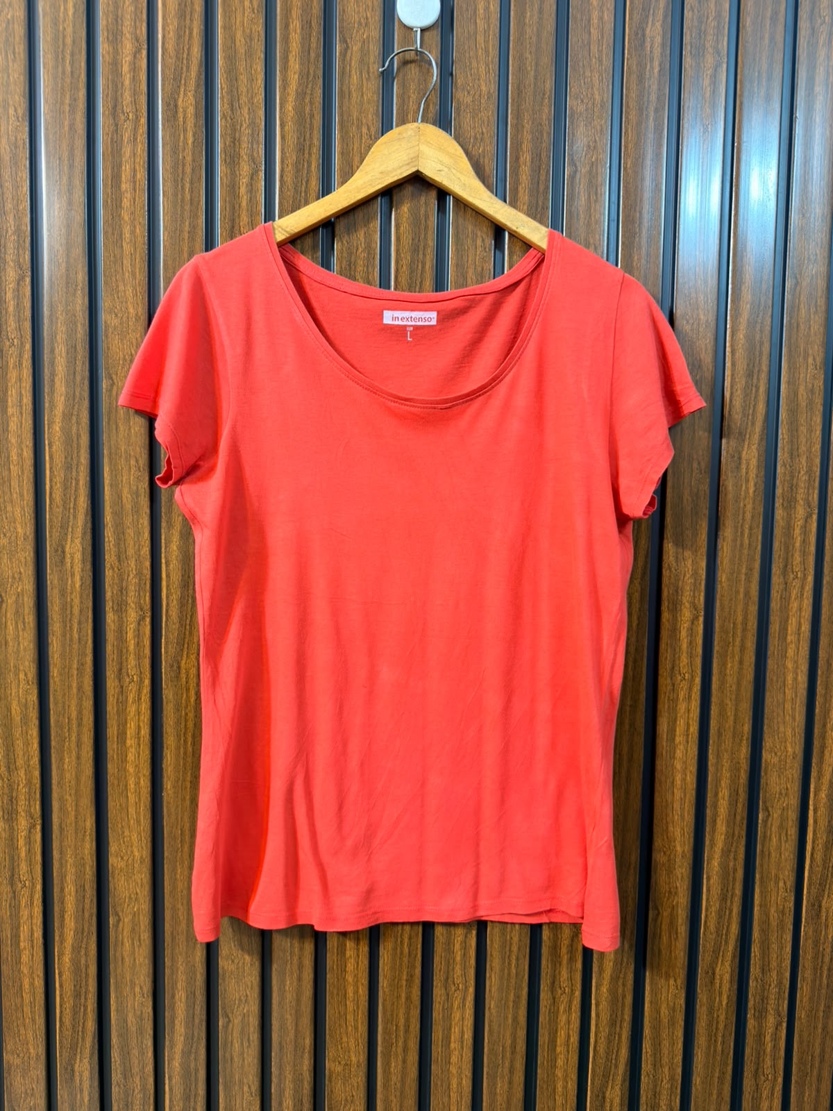 Chest 21  Lenght 25 Branded Women’s Popular T Shirt