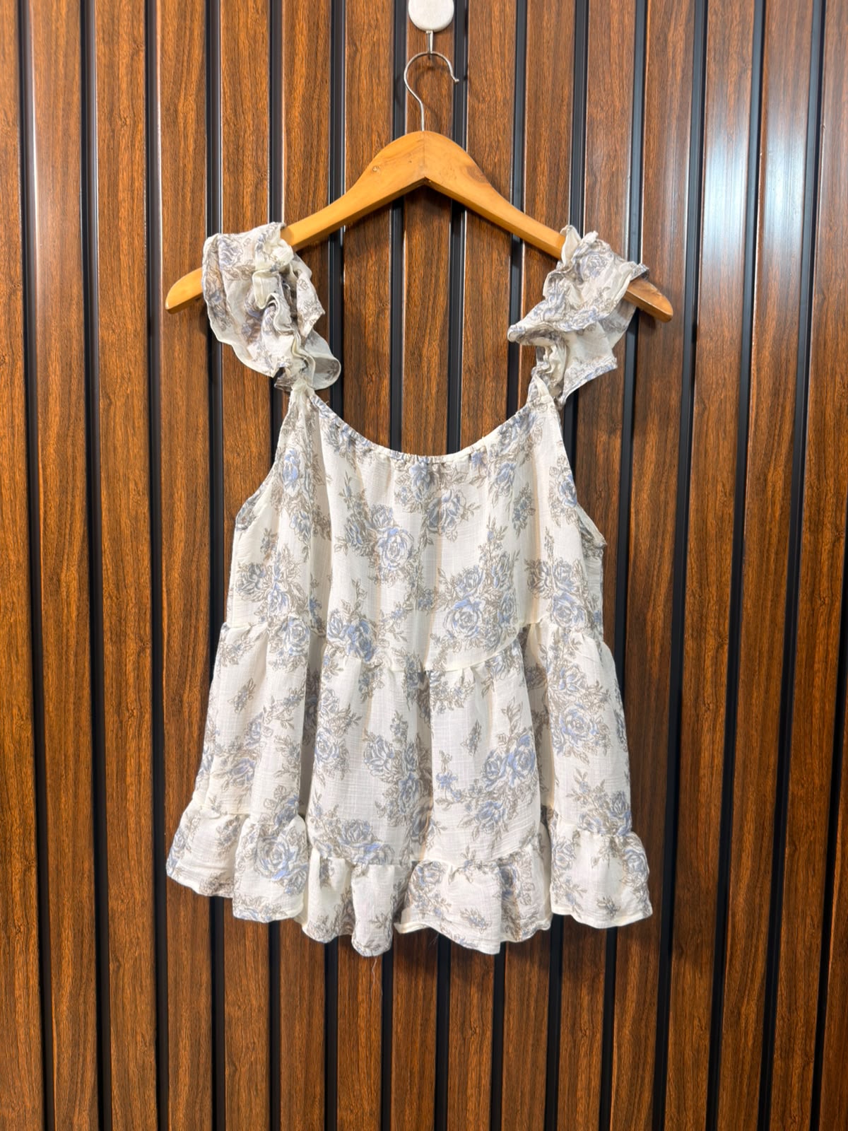 Chest 20  Lenght 22  Fabric georgette Western Sleeveless Top for Women