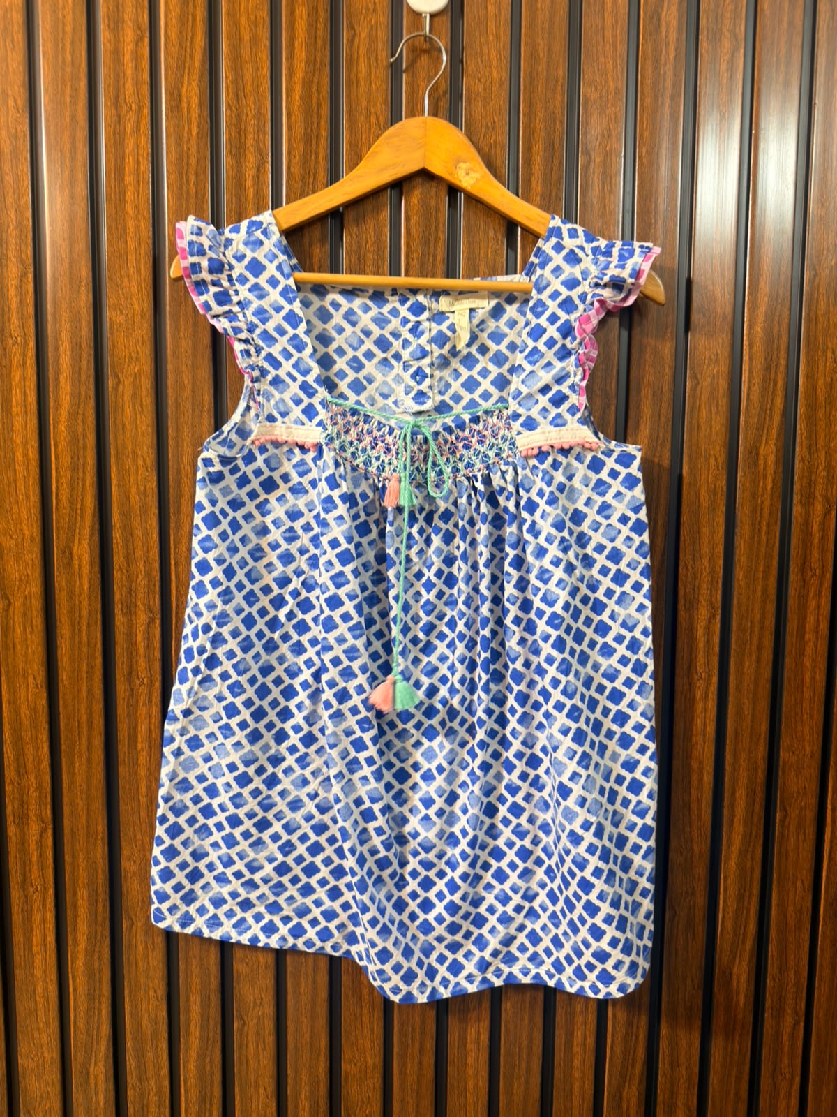 Chest 18  Lenght 26  Fabric Cotton Women's Sleeveless Top Selection