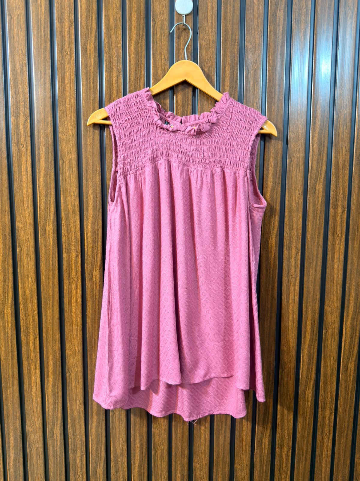 Chest 20  Lenght 26 to 29  Fabric linen Western Women's Summer Top