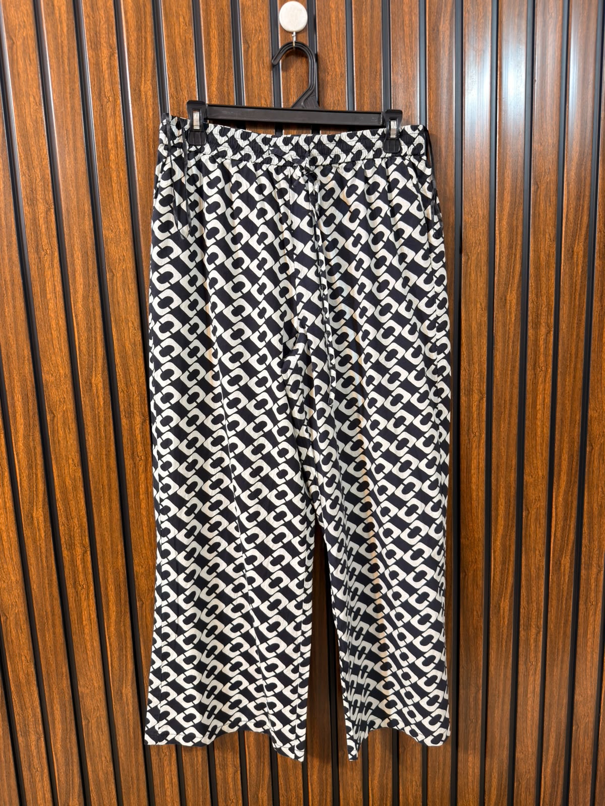 Waist 34  Length 37  Fabric Cotton Silk Women’s Elegant Trouser