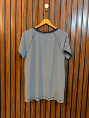 Chest 22  Lenght 28 Branded Western T Shirt