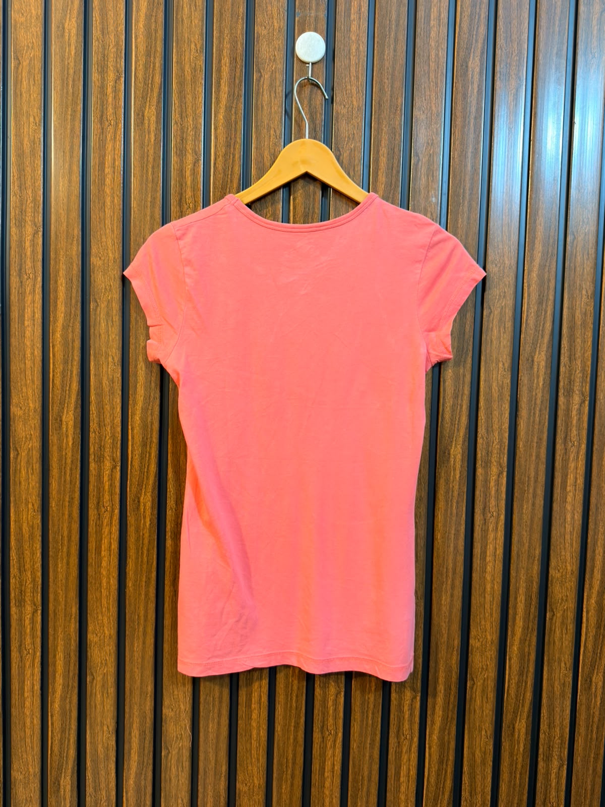 Chest 17  Lenght 25 Original Branded T Shirt