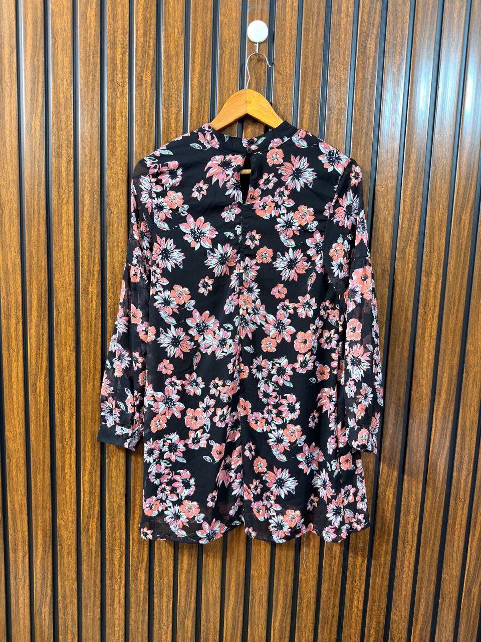 Chest 17  Length 32  Fabric Chiffon Womens Western Branded Long Top