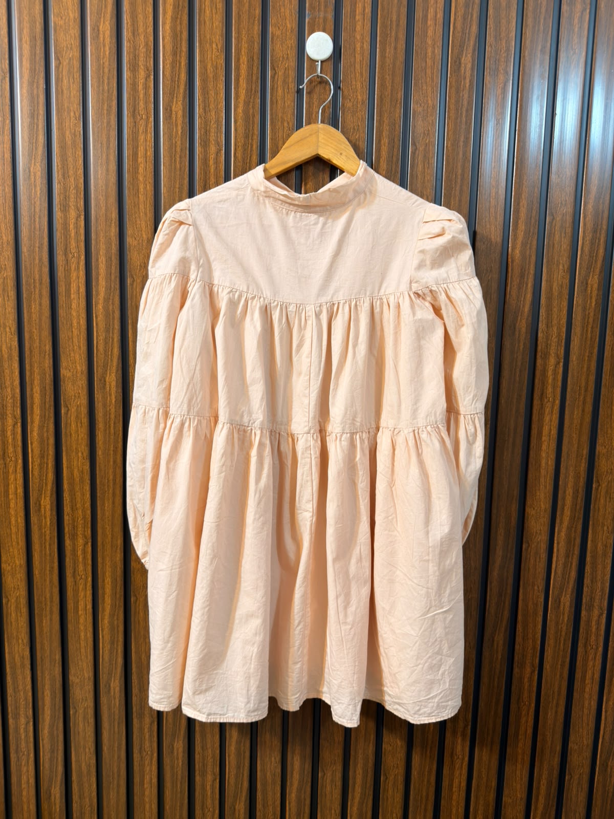 Chest 20  Length 30  Fabric Cotton Western Womens Branded Long Top