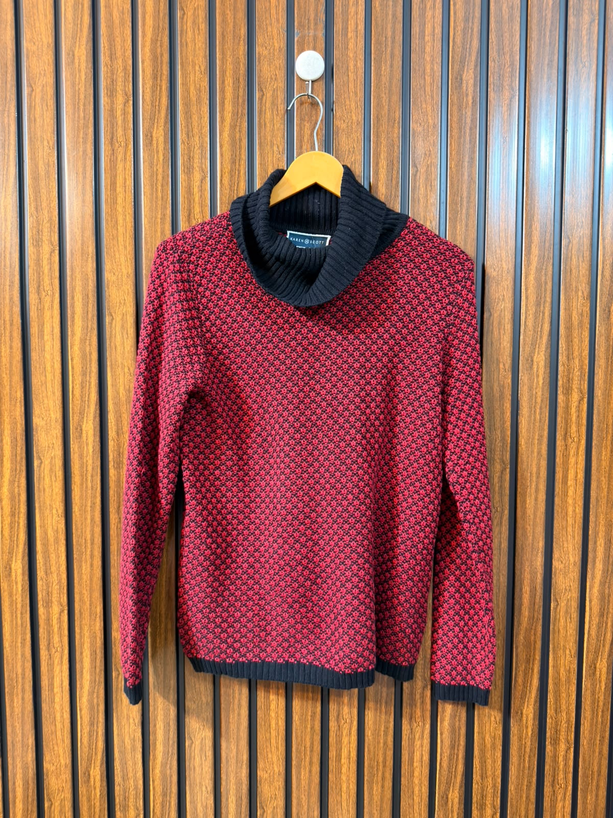 Chest 19  Length 24 Branded Womens Winter Sweater