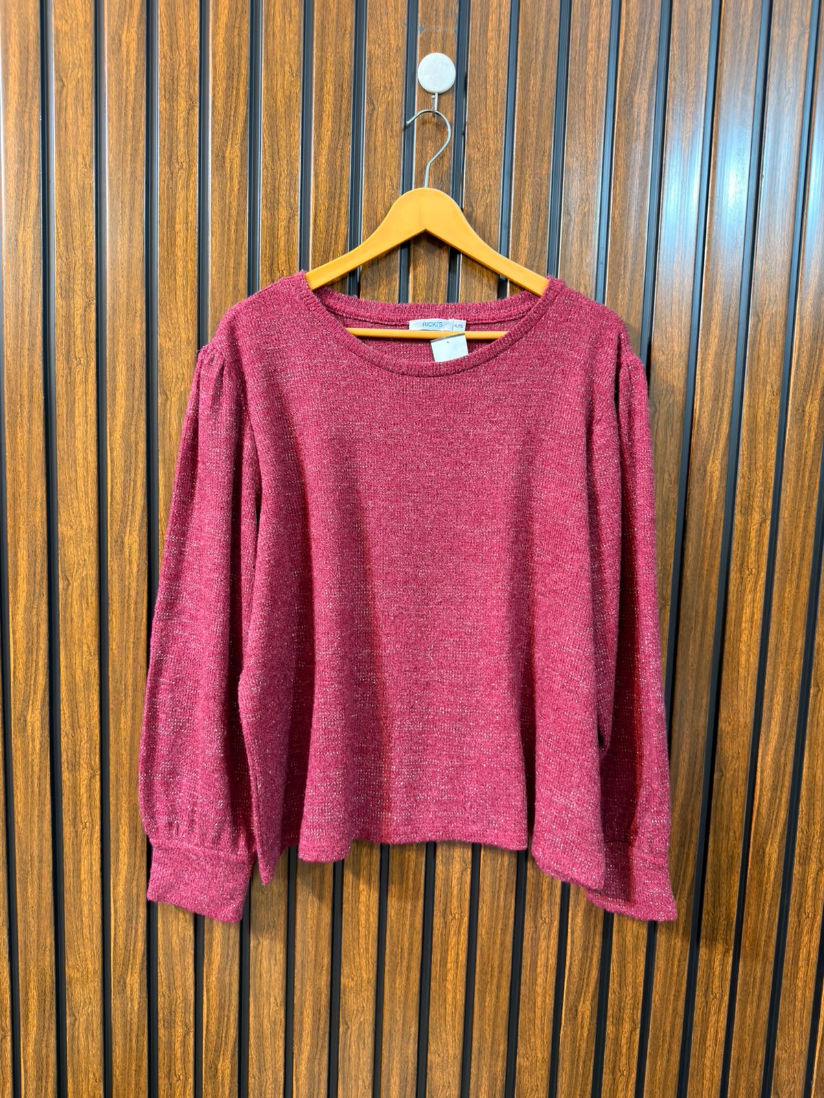 Chest 24  Length 24 Womens Classic Winter Sweater