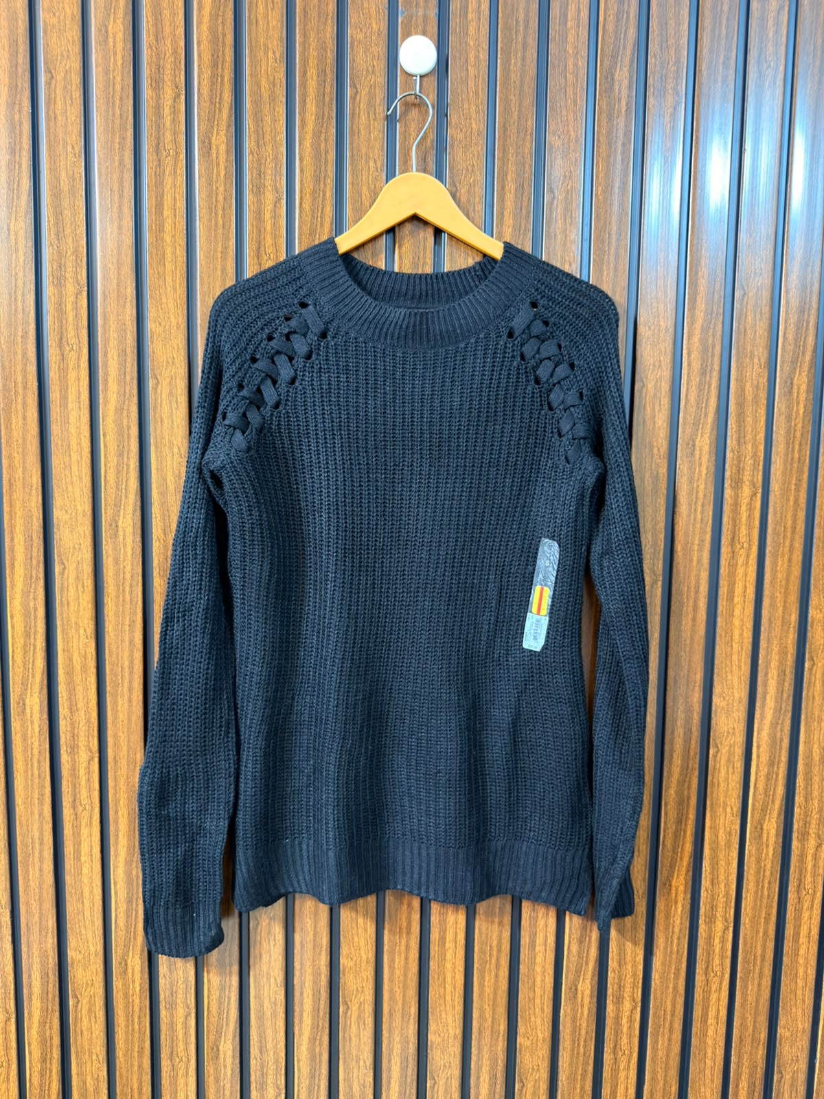 Chest 19  Length 28 Western Womens Winter Sweater