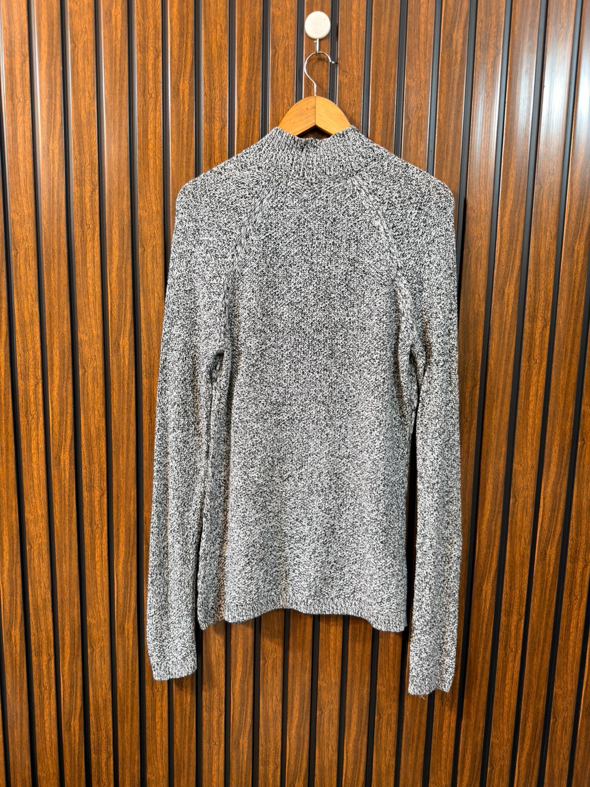 Chest 21  Length 30 Womens Casual Sweater