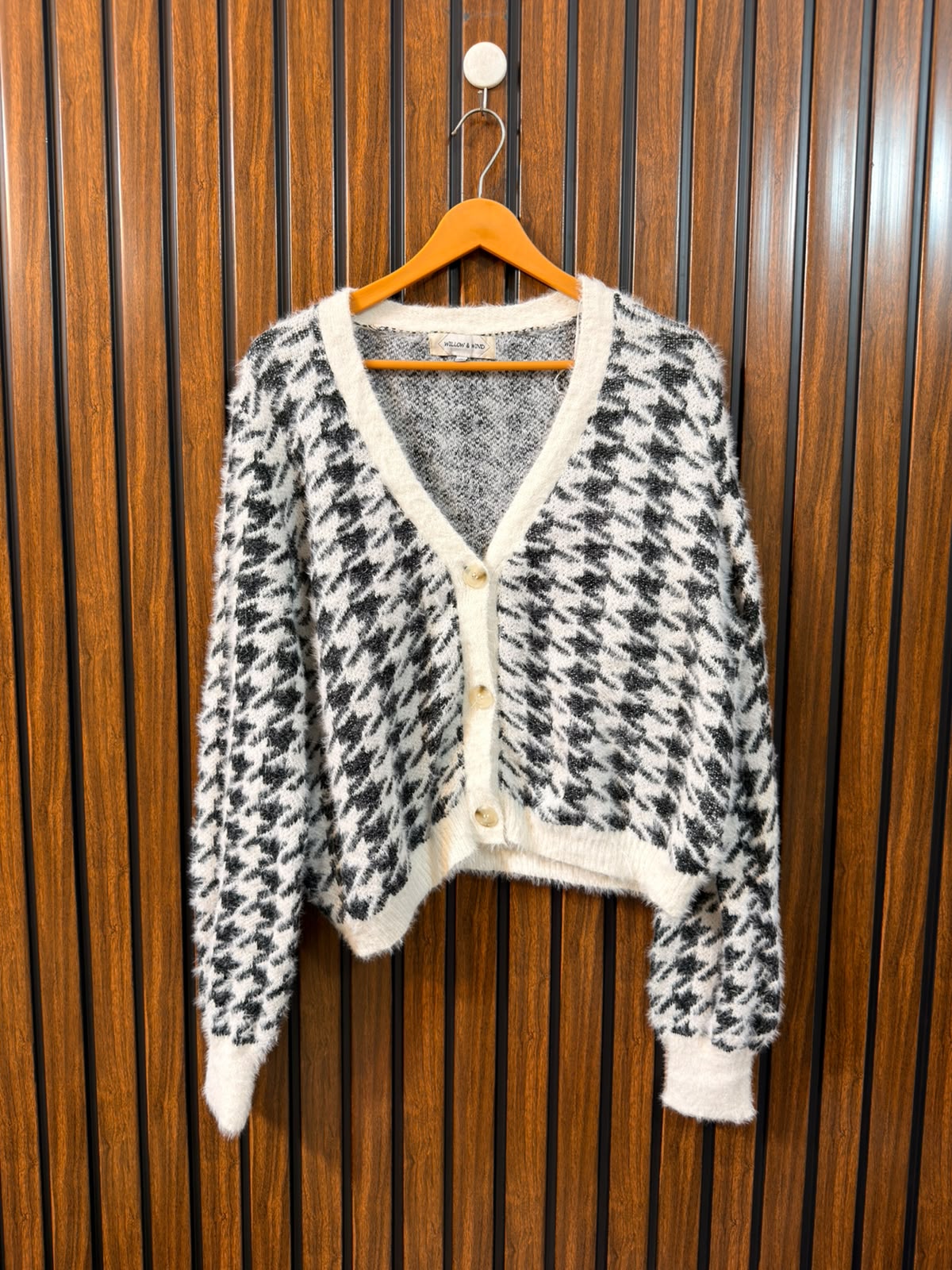 Chest 23  Length 22 Womens Winter Wear Sweater