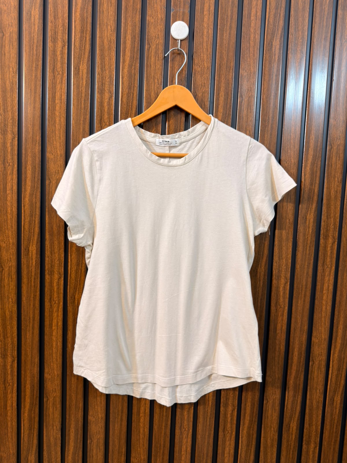 Chest 19  Length 24 to 26 Women Branded Casual T Shirt