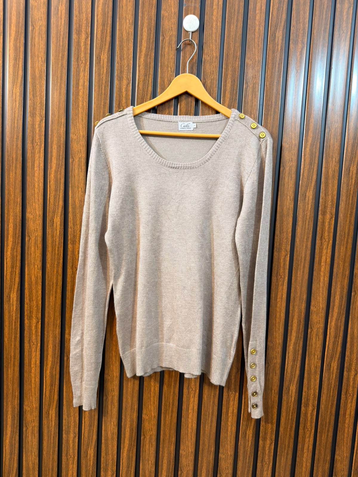 Chest 21  Length 26 Western Branded Womens Casual Winter Wear