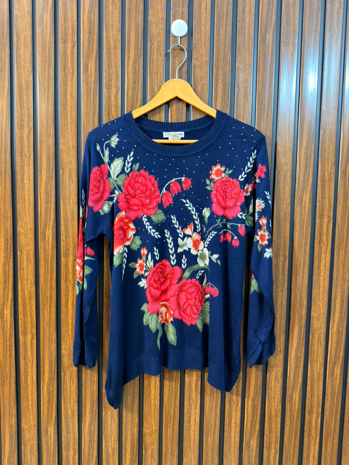 Chest 20  Length 25 Western Branded Womens Winter Daily Top
