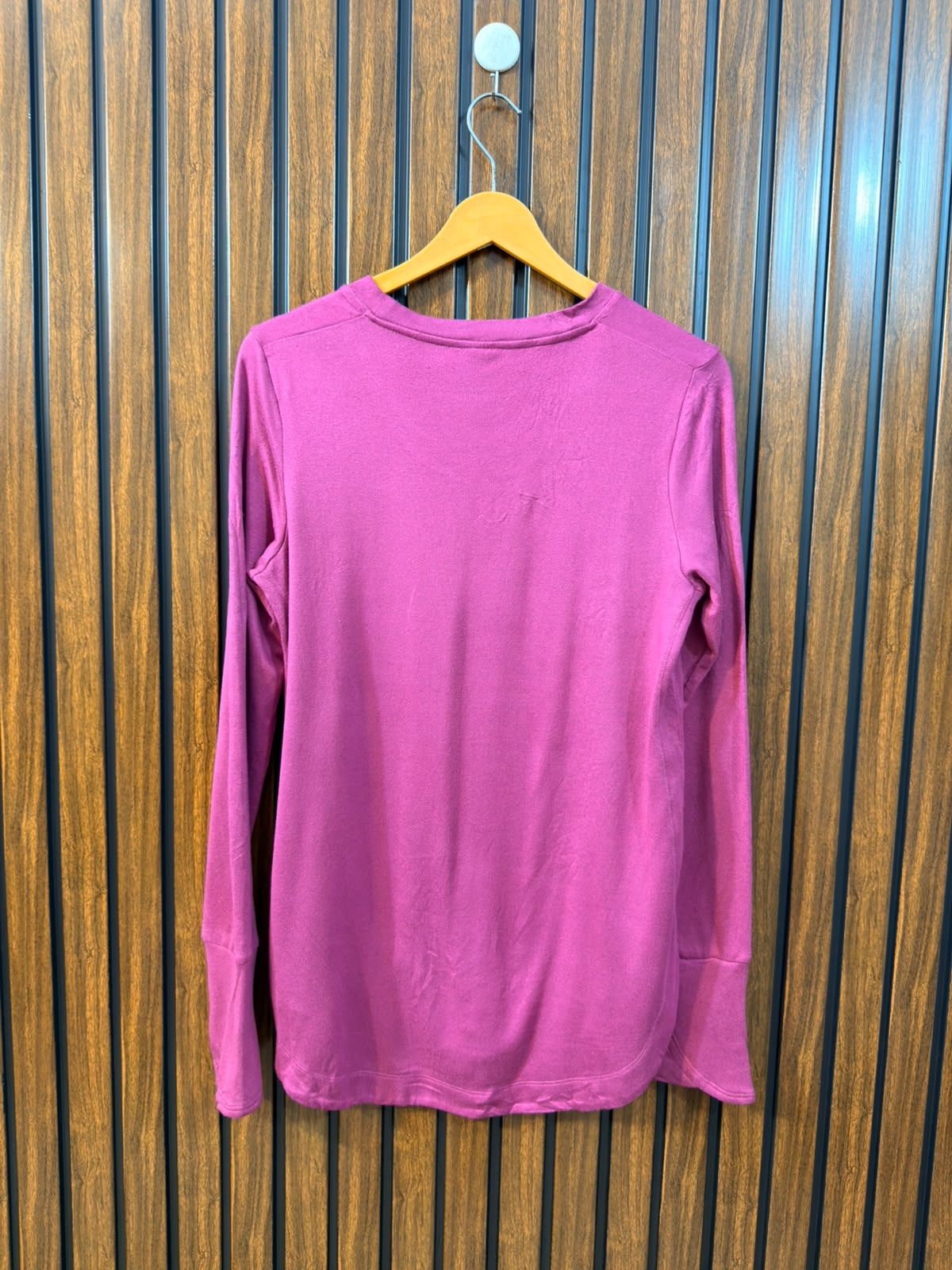 Chest 20  Length 29 to 30 Western Branded Womens Winter Clothing Top