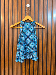 Chest 15  Length 16  Fabric linen Branded Western Sleeveless Top