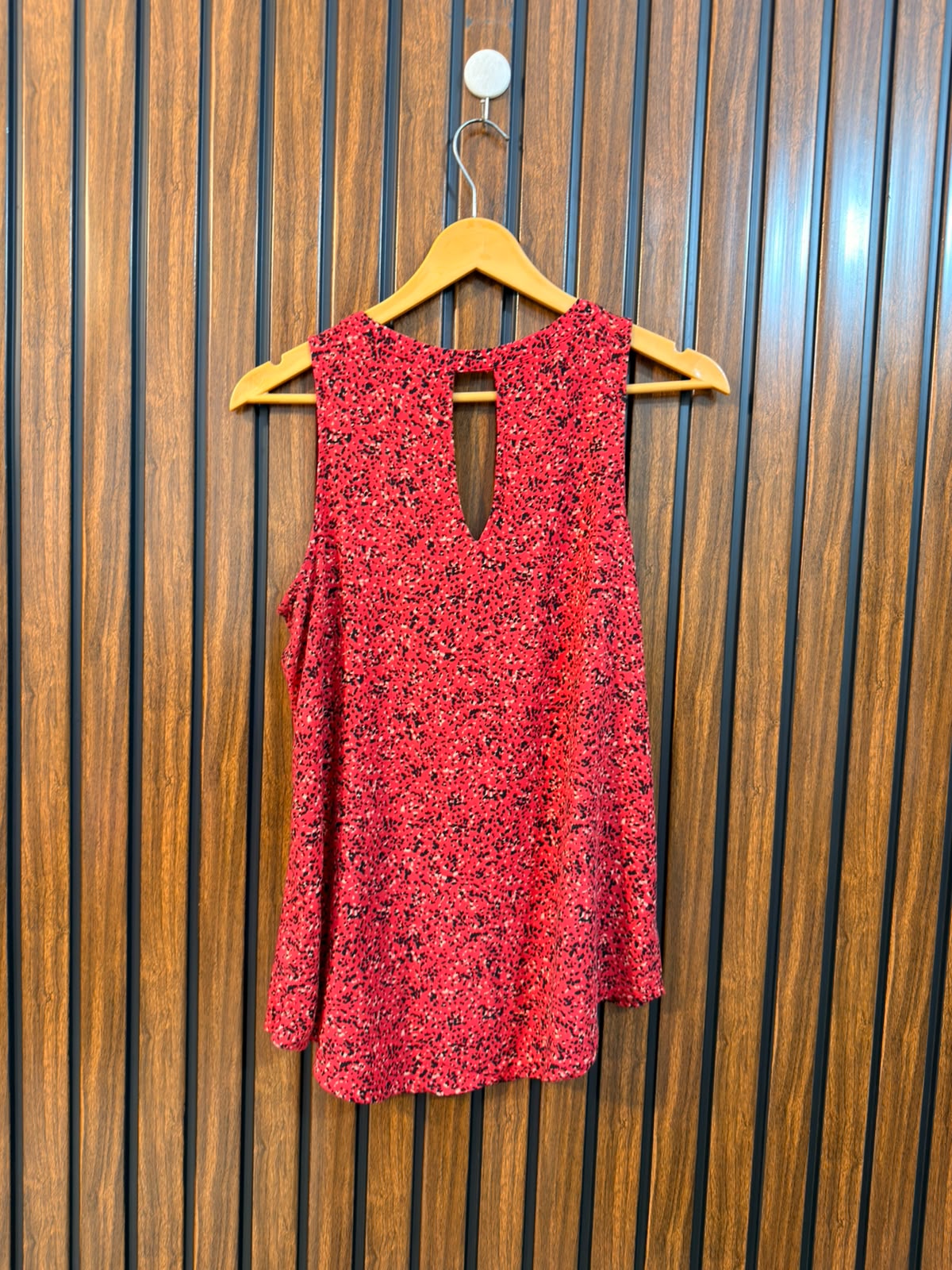 Chest 19  Length 26  fabric linen Western Branded Womens Sleeveless Wear