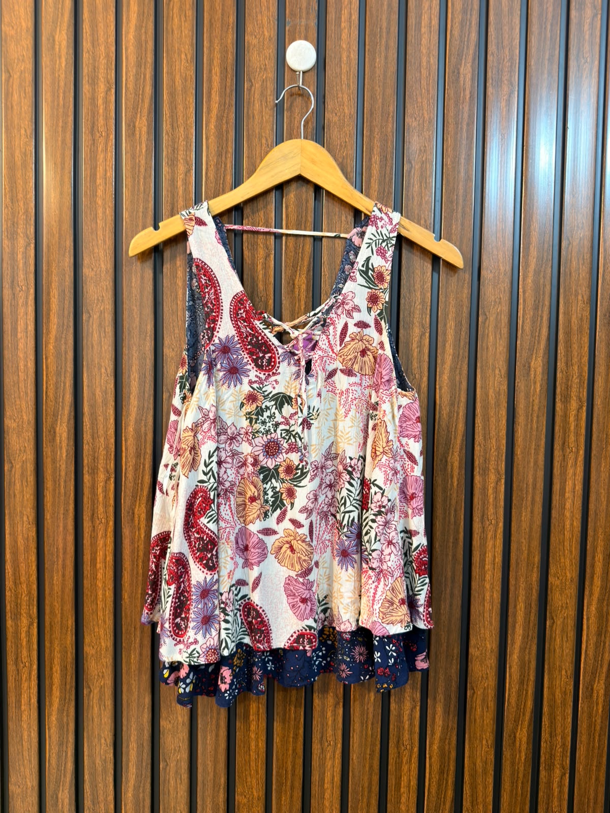 Chest 17  lenght 24  fabric Cotton Ladies Branded Western Sleeveless Tops