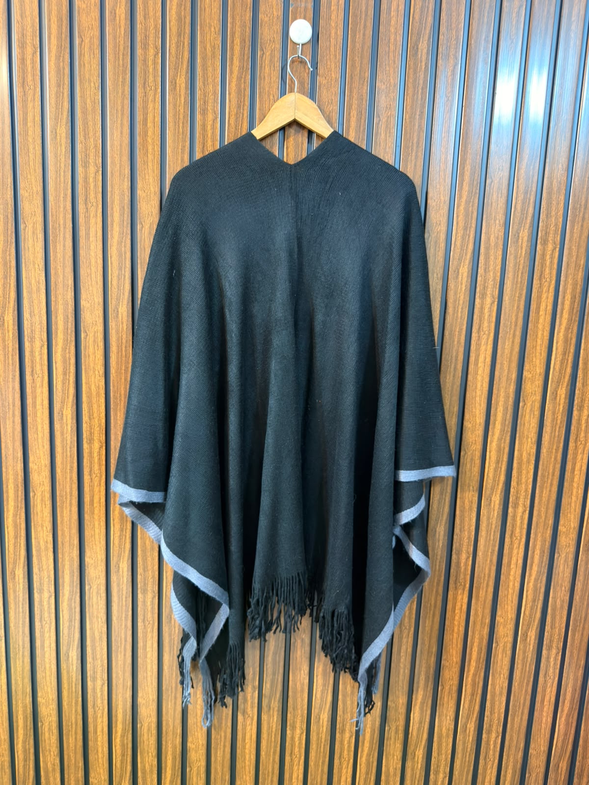 Western Branded Ladies Shawls Item