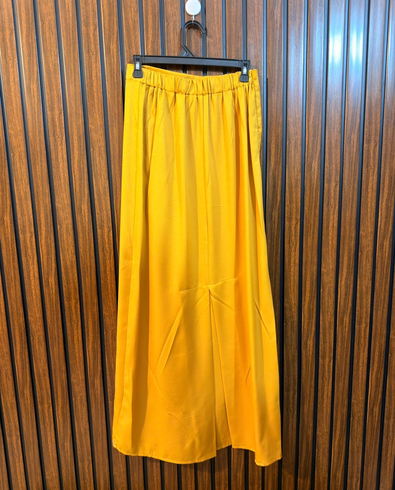 Waist 32  Lenght 41  Fabric Georgette Premium Western Ladies Skirt