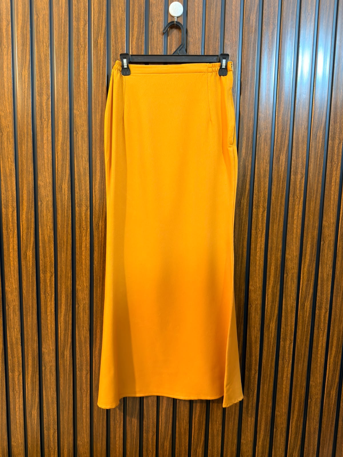 Waist 26  Lenght 39  Fabric rayon Western Branded Ladies Skirt